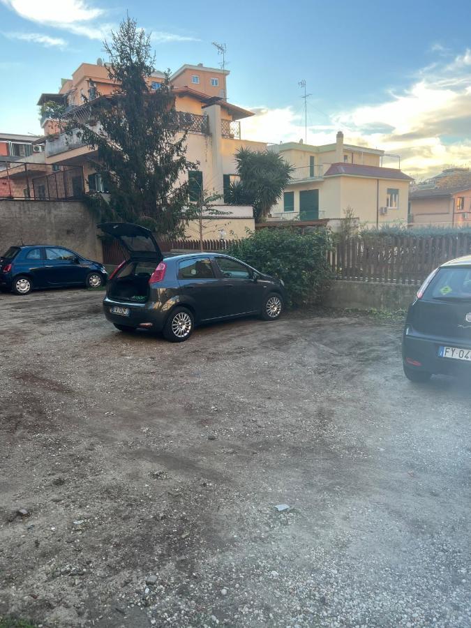 Апартаменти Casa Bravetta - Parking Private Рим Екстер'єр фото